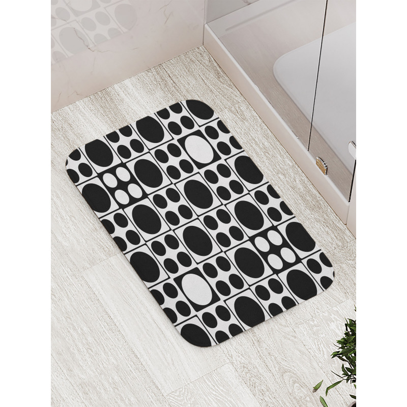 Big and Smaller Circles Bath Mat