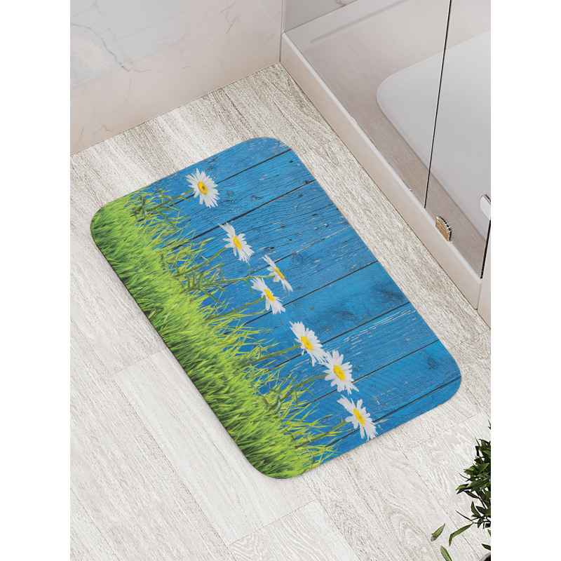 Spring Grass and Daisy Bath Mat