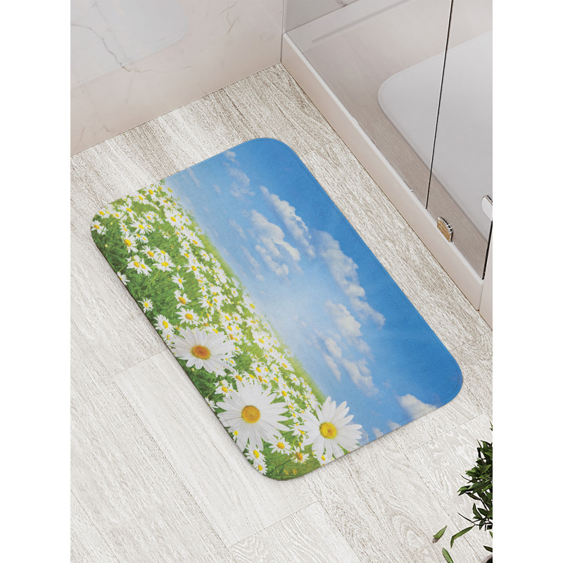 Daisy Spring Meadow Bath Mat