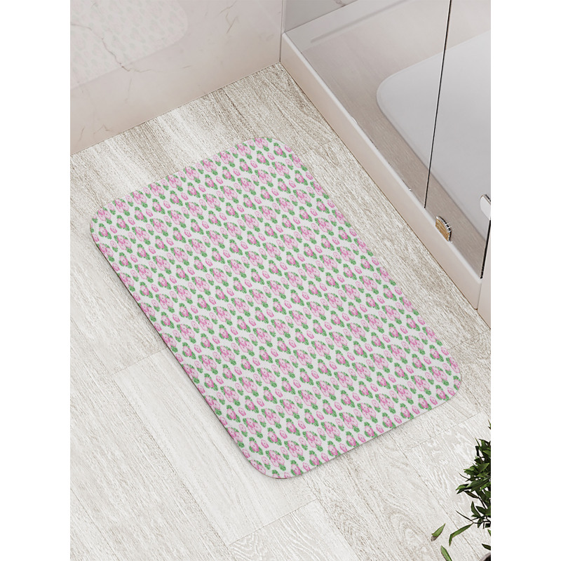 Vintage Repeated Flowers Bath Mat