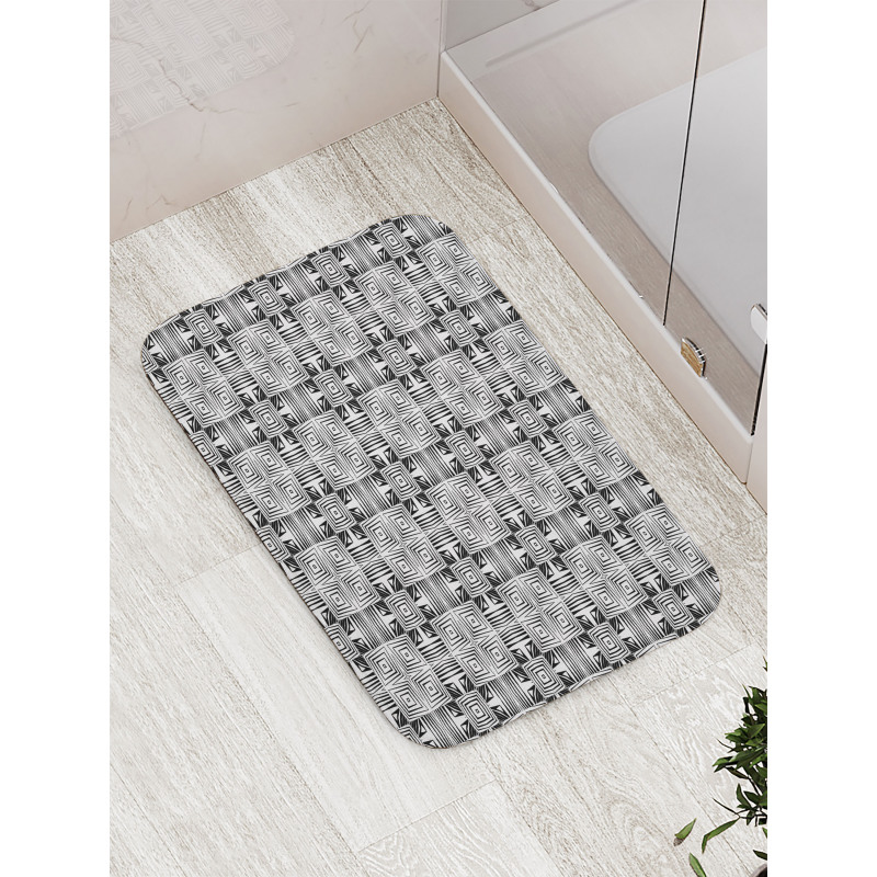 Concentric Shapes Squares Bath Mat