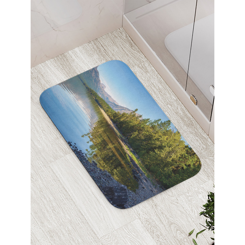 Lake Forest Bath Mat