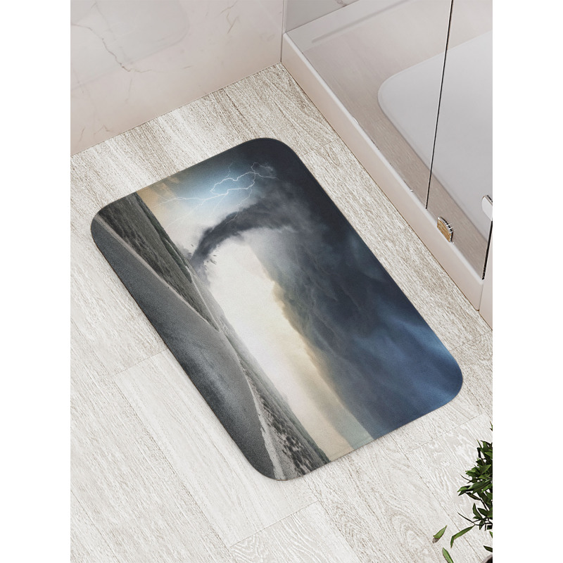 Black Tornado Funnel Gas Bath Mat