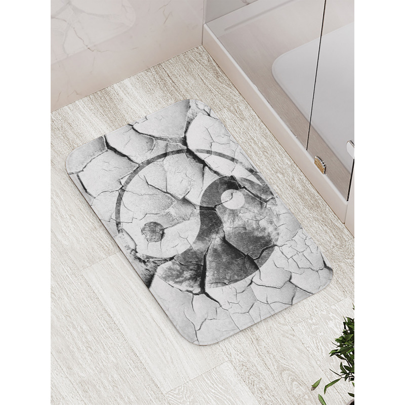 Ying Yang Grunge Display Bath Mat