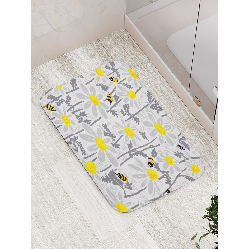 Daisy Leaf Spring Time Bath Mat