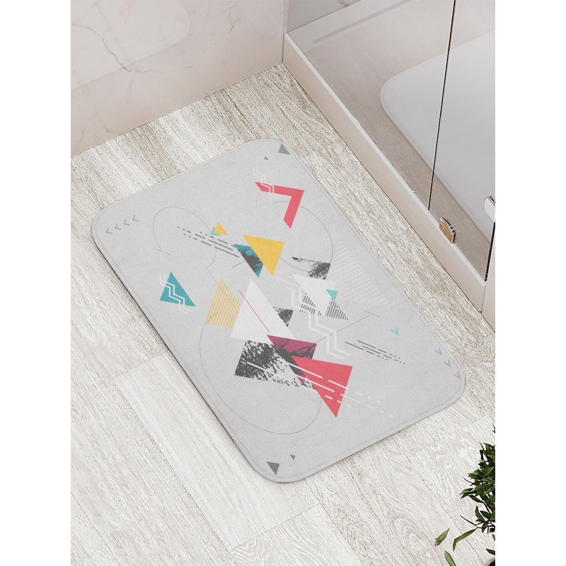 Triangle Geometric Bath Mat