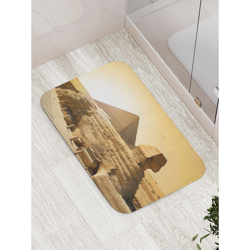 Egptian Pyramids Bath Mat