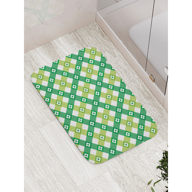 Striped Retro Old Motif Bath Mat