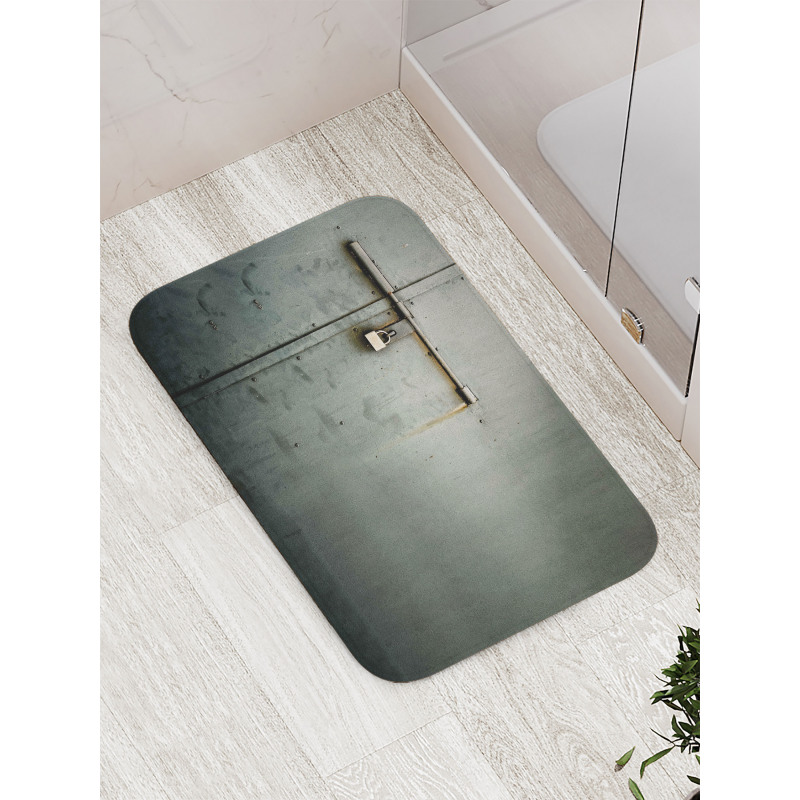 Warehouse Store Door Lock Bath Mat