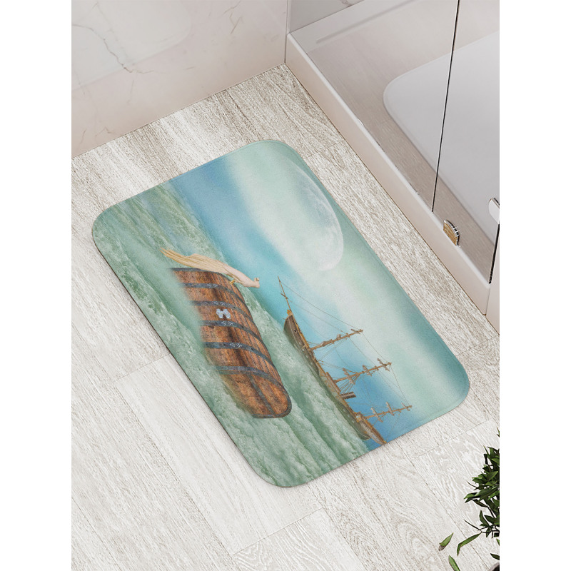 Old Trunk Ocean Waves Bath Mat