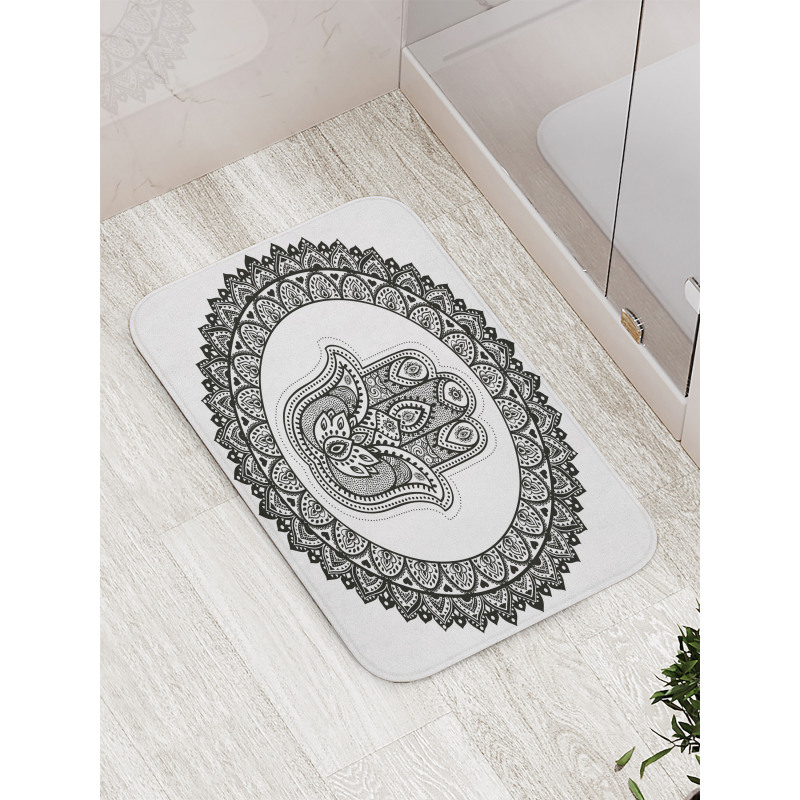 Traditional Art Style Bath Mat