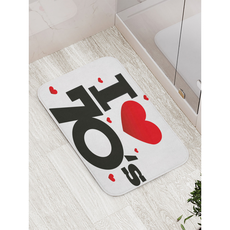 Seventies Hearts Bath Mat