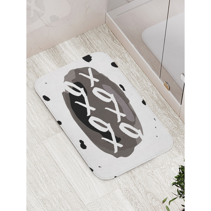 Formless Ink Drops Kiss Hug Bath Mat