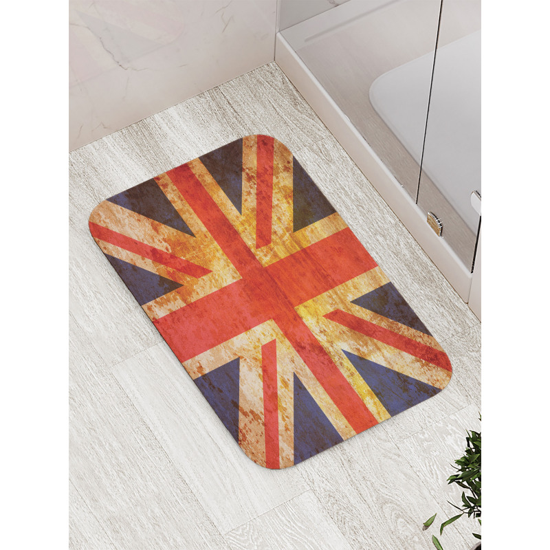 Union Jack Motif Grunge Bath Mat