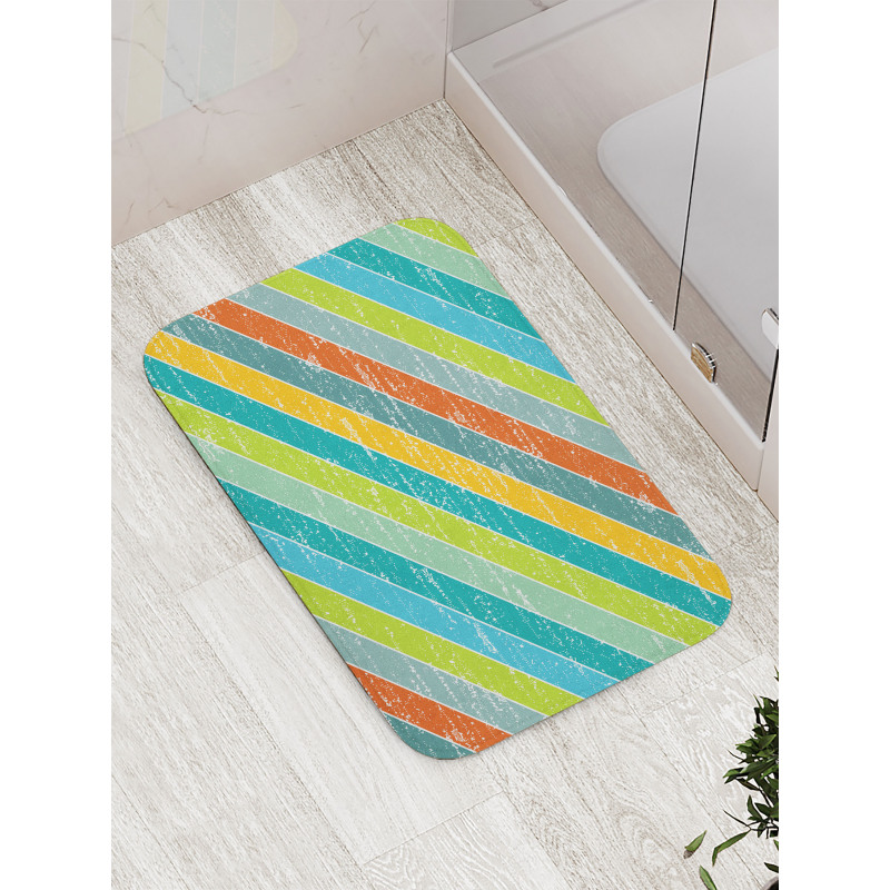 Diagonal Strips Bath Mat