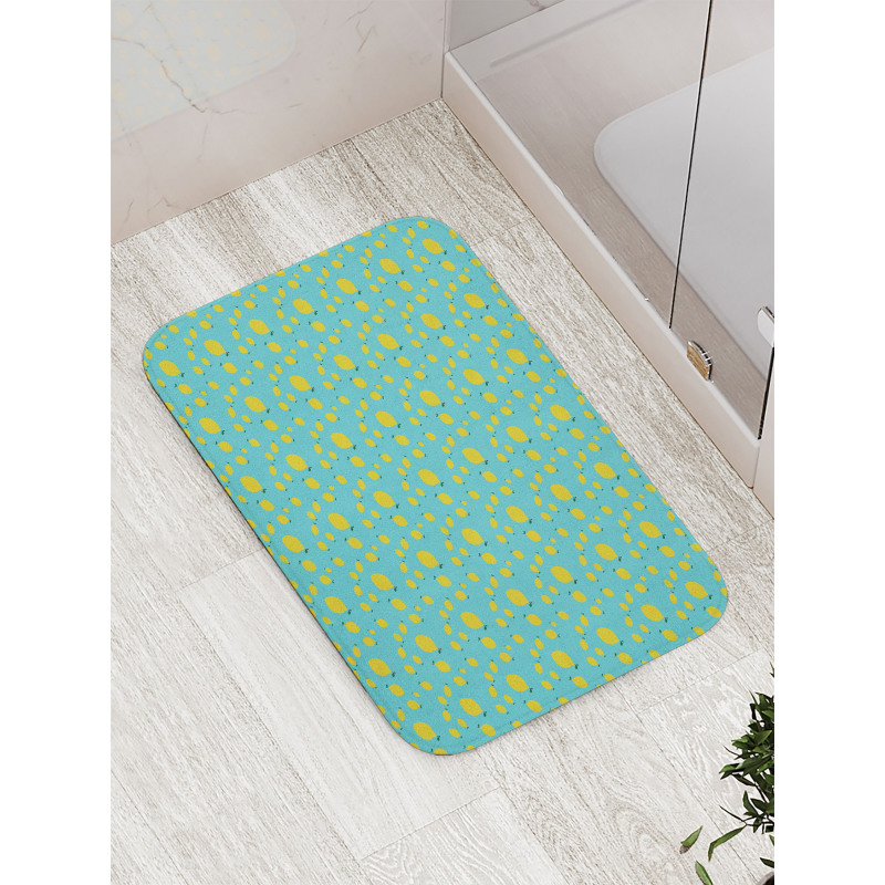 Minimalistic Tiny Design Bath Mat