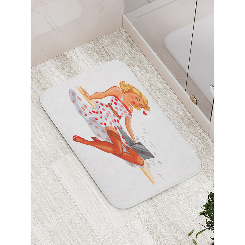 Short Hair Blondie Bath Mat