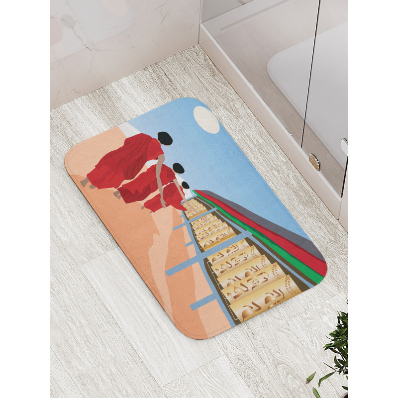 Ancient Men on Wheels Motif Bath Mat