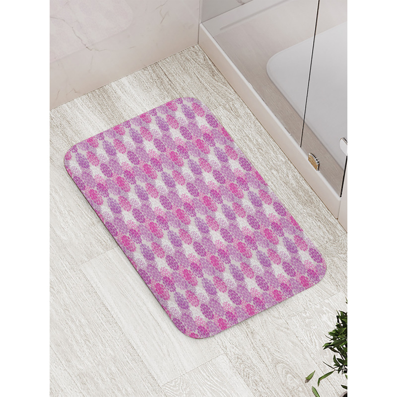 Overlapped Spring Petals Bath Mat