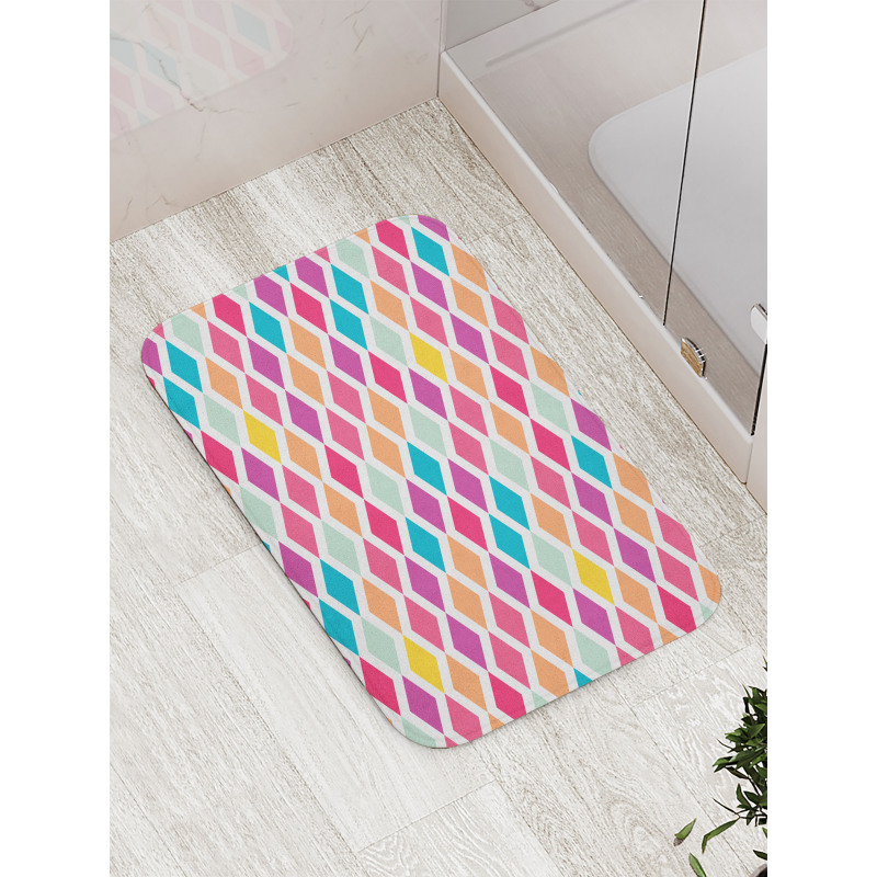 Rhombus Shapes Mosaic Bath Mat