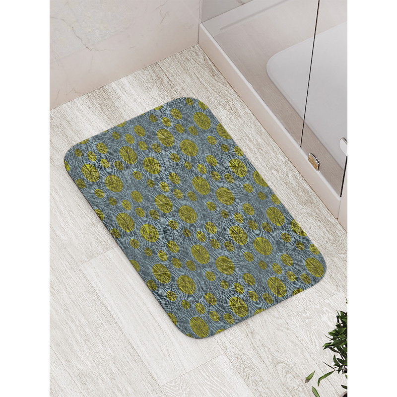 Circular Movement Dot Bath Mat