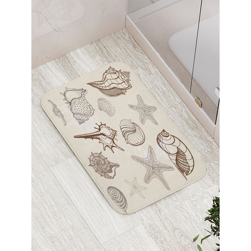 Grunge Outline Nautical Art Bath Mat