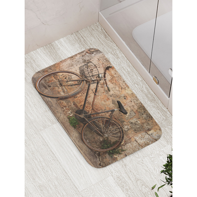 Rusty Vintage Bicycle Bath Mat