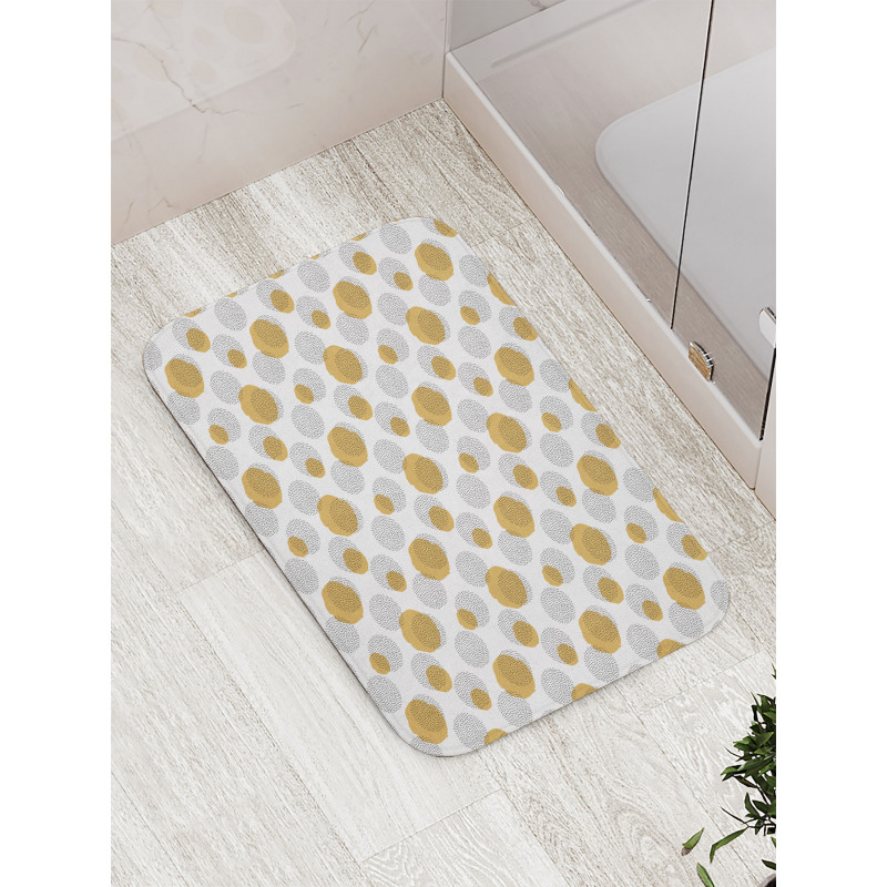 Brush Drawn Dots Rounds Bath Mat