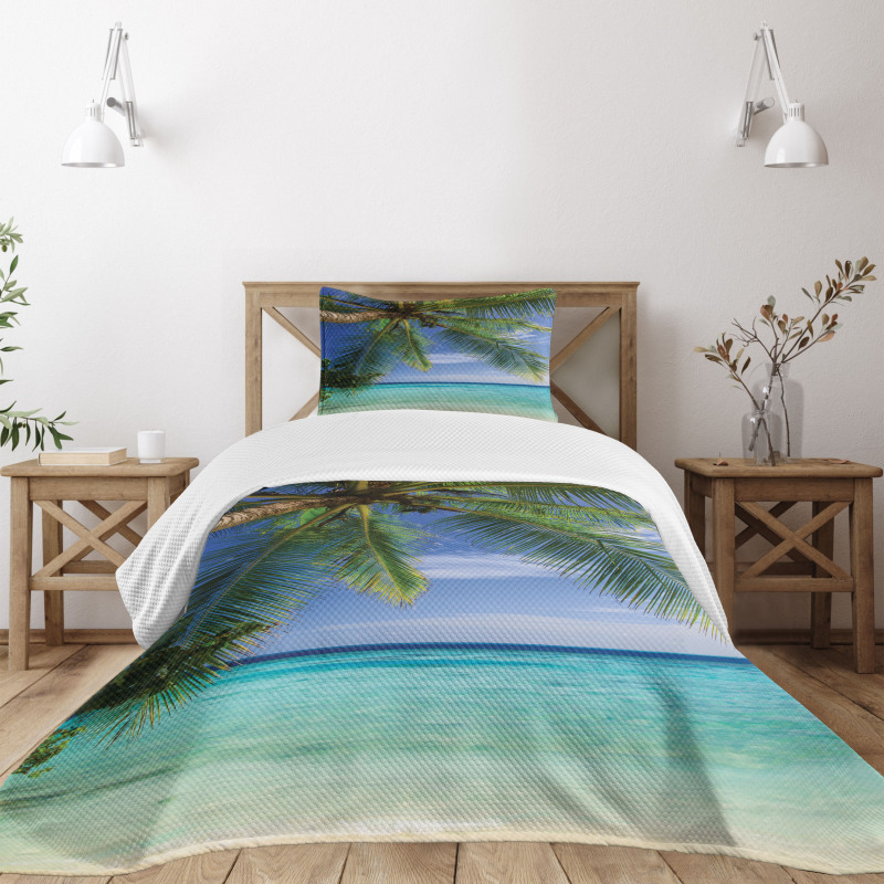 Paradise View Maldives Bedspread Set