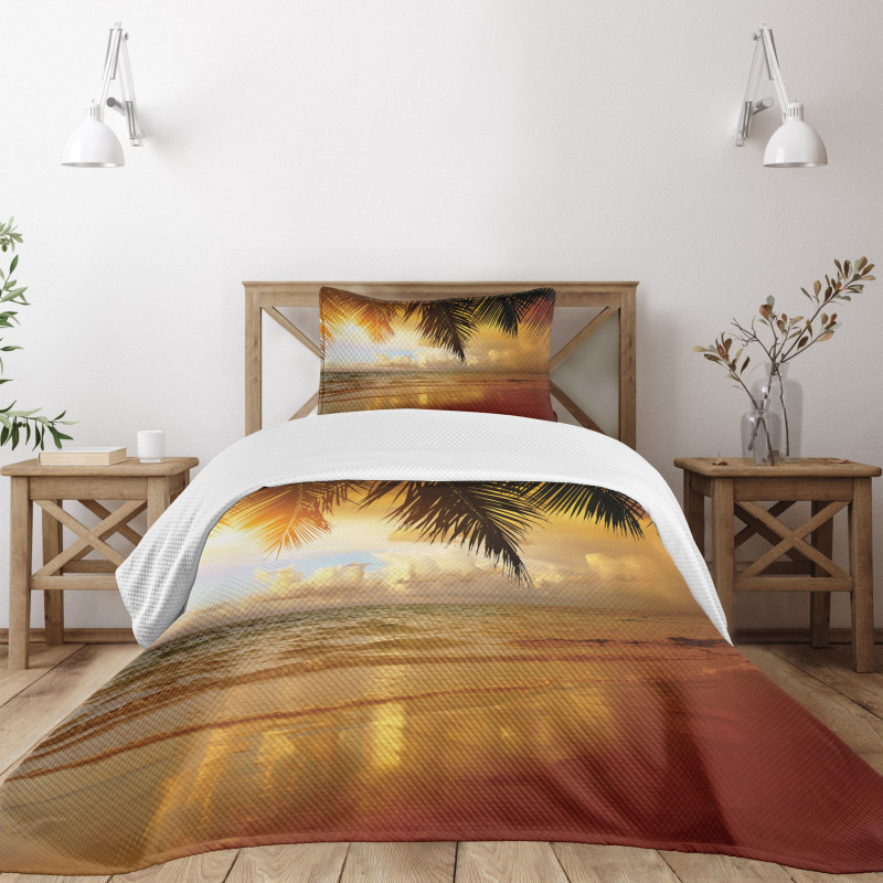 Sunset Caribbean Palms Bedspread Set