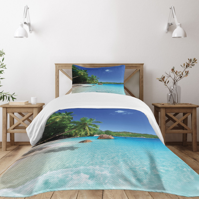 Sunny Horizon of Prislin Bedspread Set
