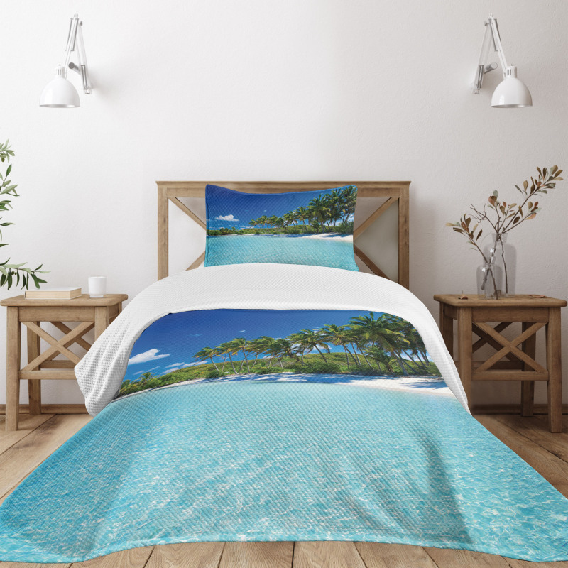 Relax Beach Resort Spa Bedspread Set