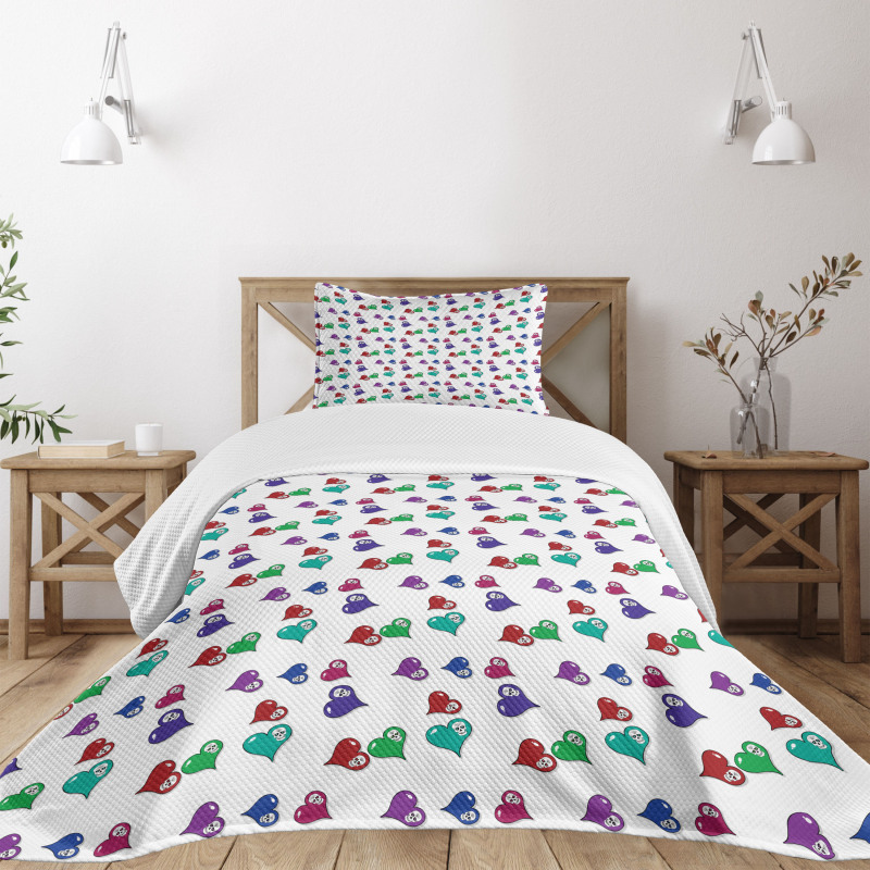 Hearts and Skulls Bedspread Set