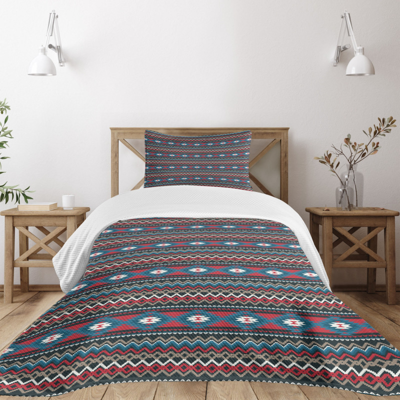 Old Motif Bedspread Set