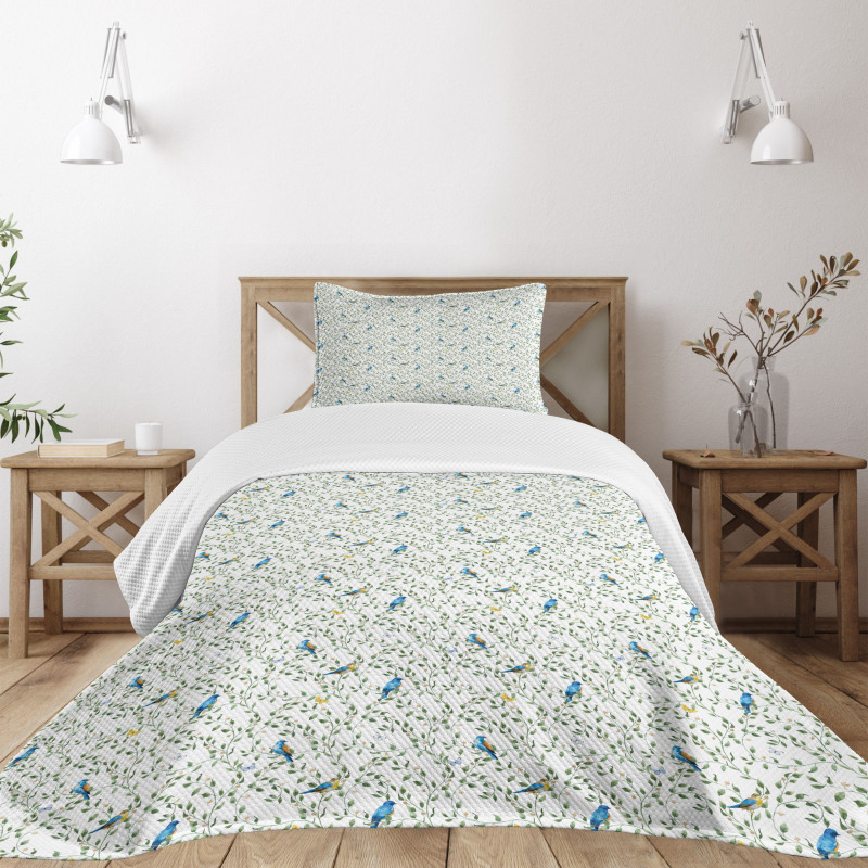 Thin Leafy Branches Berries Bedspread Set
