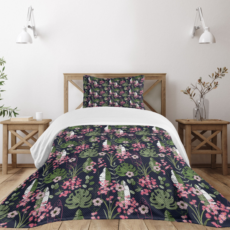 Palm Leaves Flowers Bedspread Set