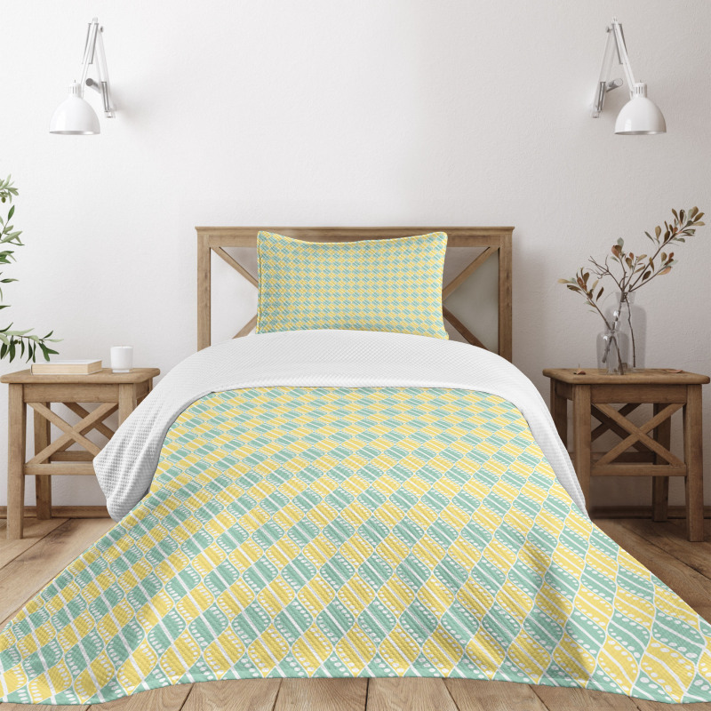 Pastel Geometric Dotted Bedspread Set