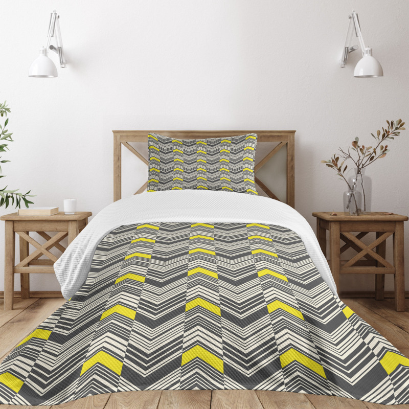 Nostalgic Abstract Zigzags Bedspread Set