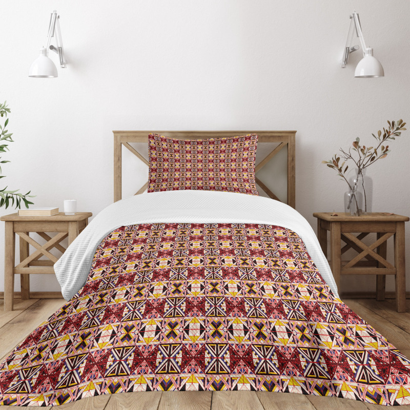 Triangles Motif Bedspread Set