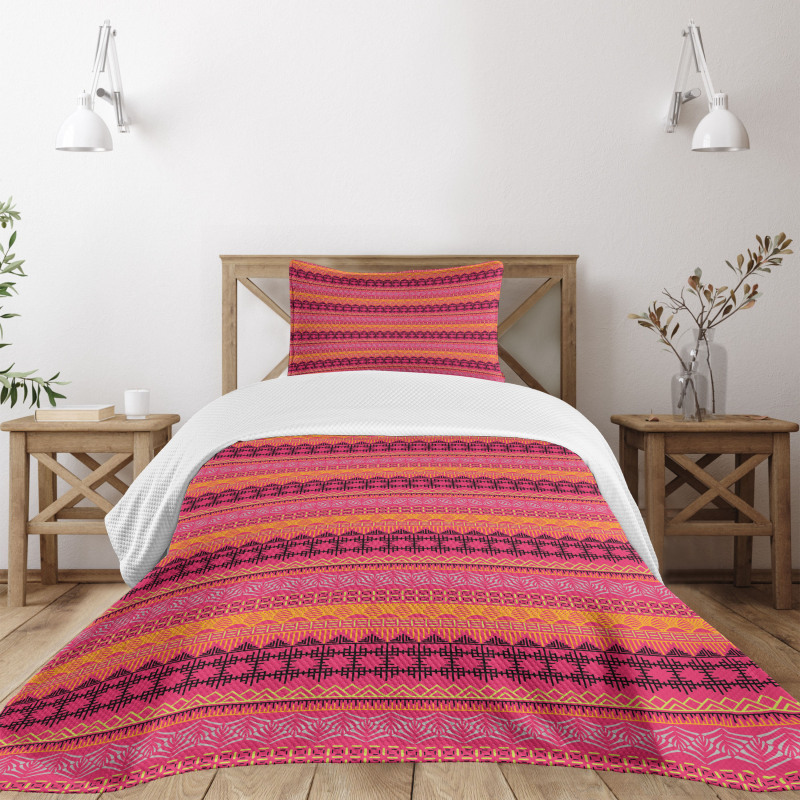 Abstract Tribal Style Motif Bedspread Set