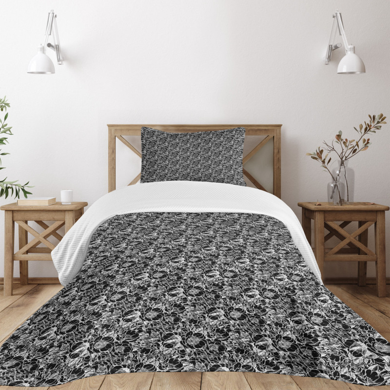 Monochrome Peonies Bedspread Set