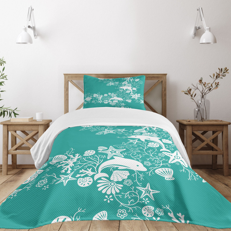 Dolphins and Flowers Bedspread Set