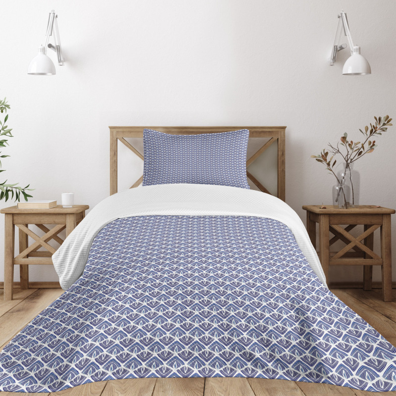 Curved Triangles and Stripes Bedspread Set