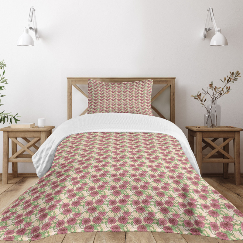 Peonies and Leaves Bedspread Set