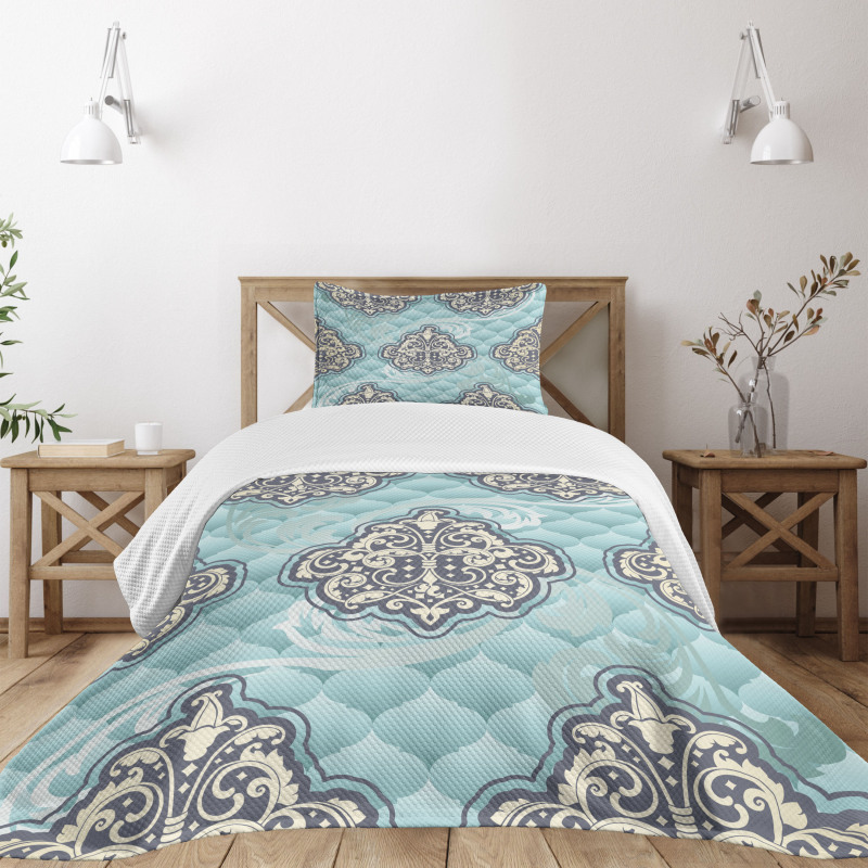 Rococo Era Designs Bedspread Set