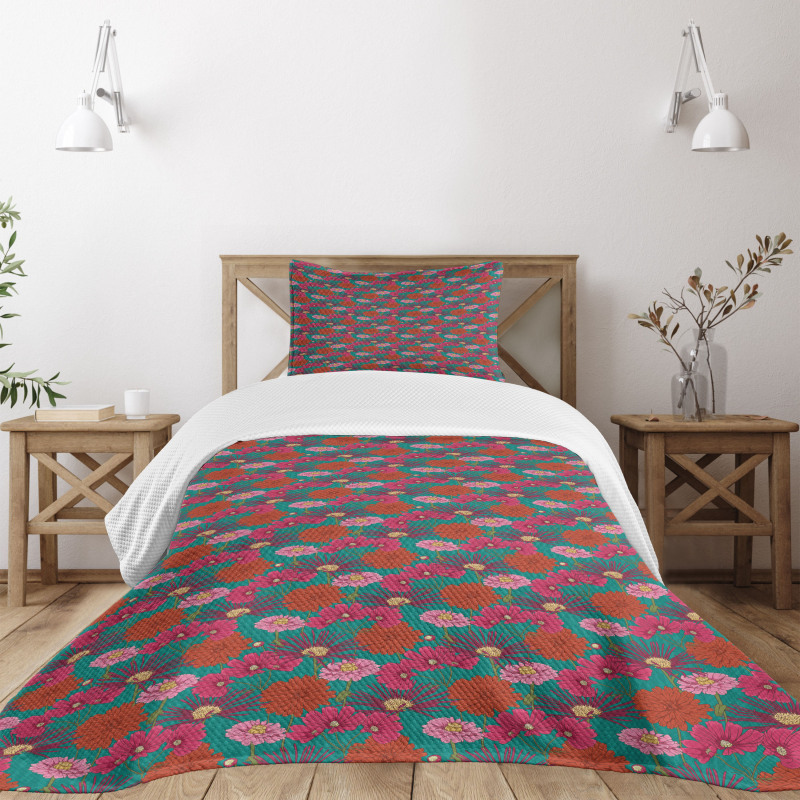 Cheerful Blooming Petals Bedspread Set