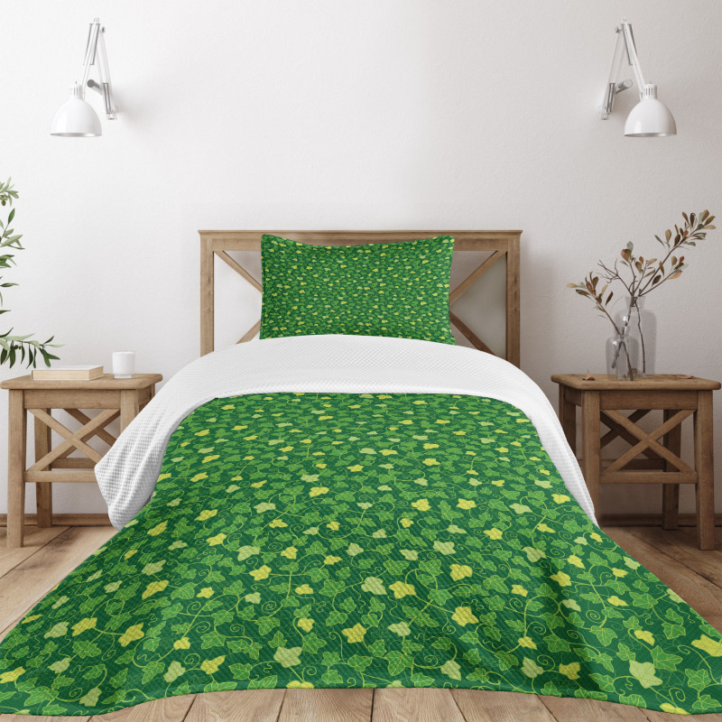 Cartoon Ivy Plants Bedspread Set