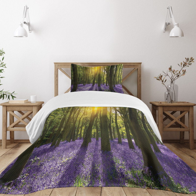 Bluebell Blossoms Bedspread Set