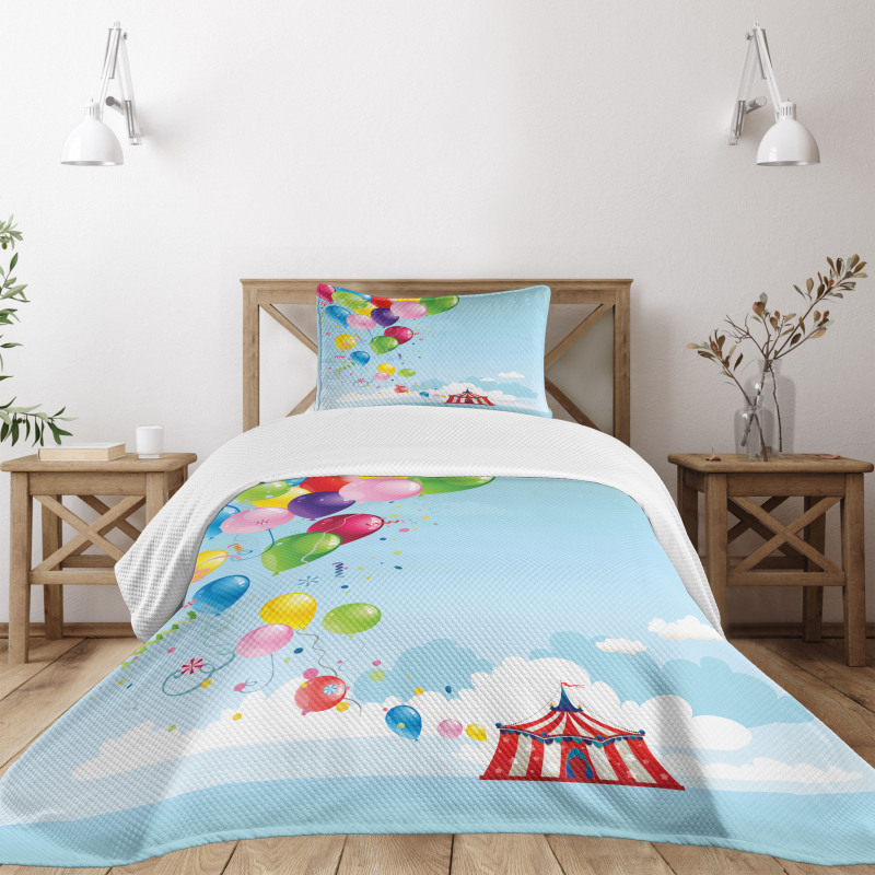 Carnival Tent Balloons Bedspread Set