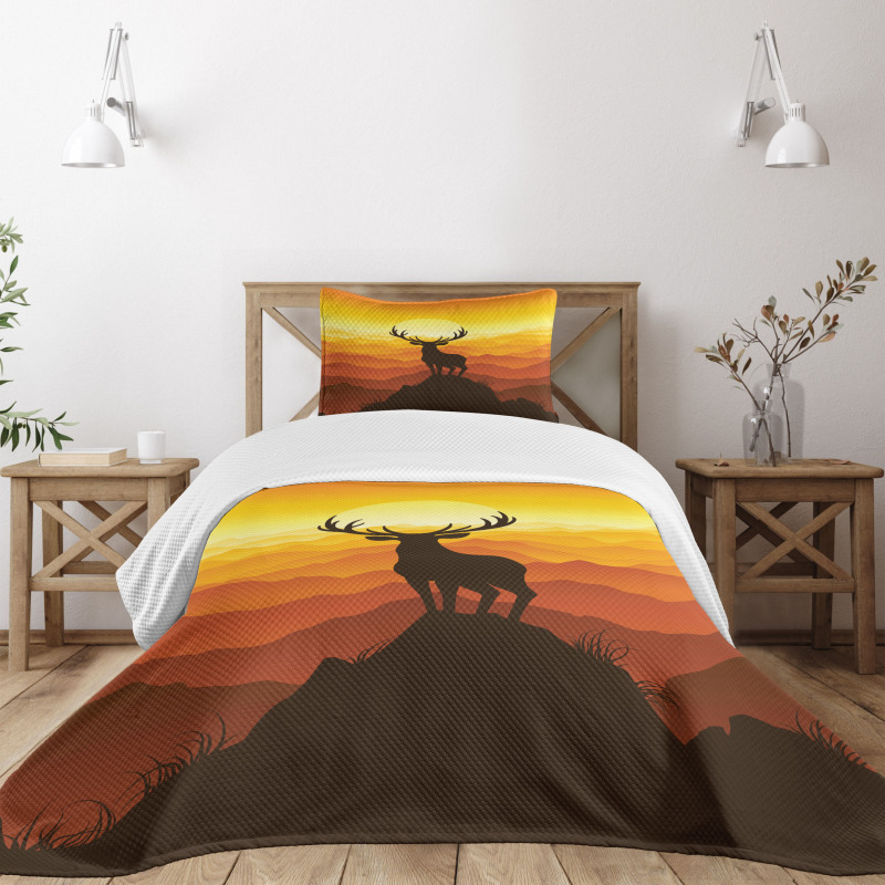 Wildlife Sunset Hill Bedspread Set